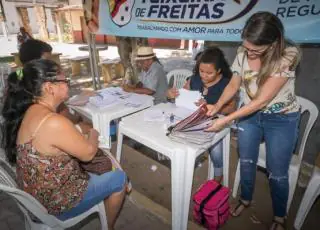 Moradores do Liberdade 1 comemoram regularização do imóvel através do Programa Escritura Legal