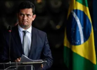 Moro teria pedido demissão e Bolsonaro tenta reverter, diz jornal