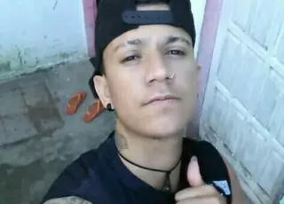 Morre no HMTF  filho de radialista  baleado no bairro Liberdade