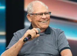 Morre o ator, dublador e humorista Silvio Matos, aos 82 anos 