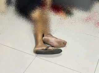 Policial Penal de Minas Gerais é encontrado morto com tiro na cabeça dentro de agência bancária de Porto Seguro. Polícia investiga o caso