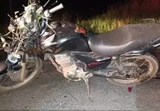 Morte na BR 101 -  idosa morre em acidente  entre caminhão e moto  deixa proximo a Rancho Alegre. Condutor da moto foi socorrido em estado grave