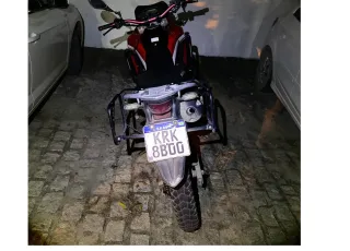 Moto com suspeita de alteração é apreendida em Teixeira de Freitas