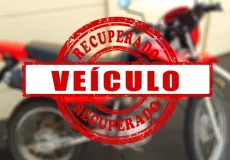 Motocicleta com restrição de furto é recuperada em Lajedão