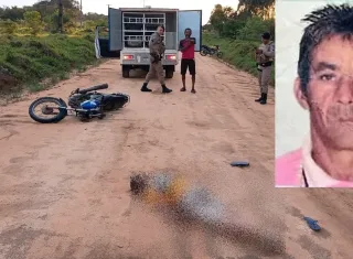 Motociclista morre após ser atropelado por caminhão na BR-101, em Itamaraju
