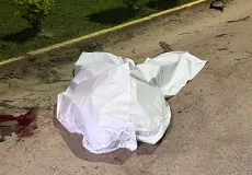 Motociclista morre em acidente na BR-101; motorista fugiu após colisão