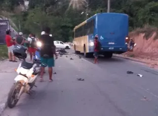 Motociclista morre em grave acidente na ladeira do hospital em Porto Seguro