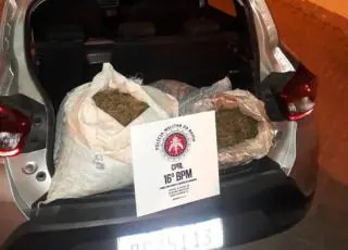 Motorista de aplicativo flagrado com 40 kg de maconha