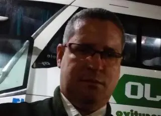 Motorista de ônibus perde a vida em acidente na BR 101 em Itamaraju