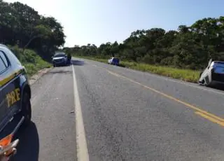 Motorista embriagado causa acidente na BR 367 após usar telefone celular