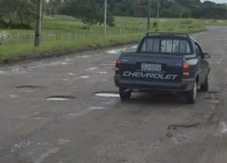 Motoristas devem ficar atentos no trecho entre Alcobaça e Caravelas