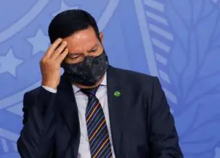 Mourão é diagnosticado com Covid-19