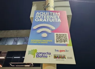 Mucuri avança na inclusão digital com internet gratuita em suas praças públicas pelo programa Conecta Bahia