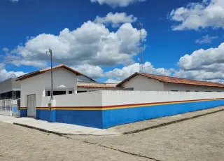 Mucuri: Prestes à inauguração da nova Escola Municipal com Quadra Coberta em Cruzelândia