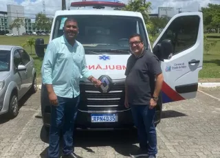 Mucuri recebe Semi-UTI através de emenda do deputado Sandro Régis e perfaz uma frota de 18 ambulâncias e mais 35 carros à disposição da saúde pública