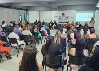 Mucuri reúne educadores e lideranças para planejar os próximos dez anos da educação