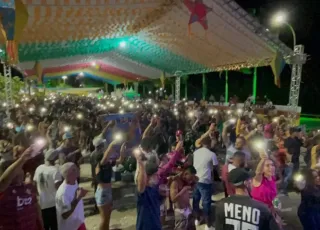 Muita dança e sucesso de público marcam o encerramento do 25º Forró do Peroá em Mucuri