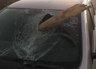 Mulher atingida na cabeça por estaca dirige por 3 km atrás de socorro, no DF