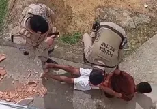 Mulher é espancada e ferida com faca pelo companheiro em Itamaraju; Homem foi preso em flagrante