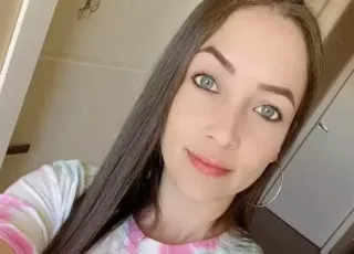 Mulher é morta pelo ex-marido na frente dos filhos na entrada da escola