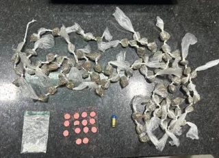 Mulher é presa com drogas, munição e ecstasy em Itabela