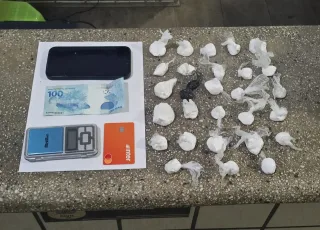 Mulher é presa com cocaína durante ação da CIPE em Prado