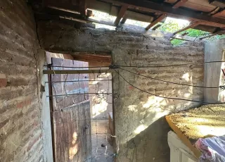 Mulher é presa em flagrante por manter irmã com deficiência em cárcere privado na Bahia