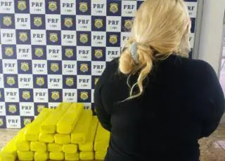 Mulher é presa pela PRF com 20 kg de maconha