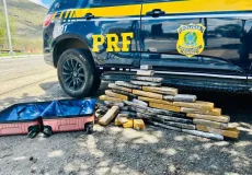 Mulher é presa pela PRF com 33 kg de maconha em ônibus interestadual na BR-116, em Jequié