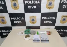 Mulher suspeita de levar drogas para Itabela é abordada e operação apreende quase 1 quilo de maconha