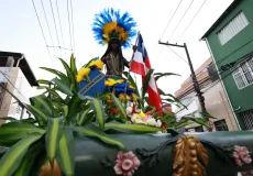 Multidão e toma as ruas de Salvador em celebração ao Dois de Julho, Dia da Independência da Bahia
