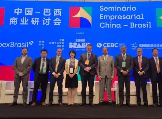 Na China, governador Jerônimo Rodrigues apresenta potencial da Bahia para receber investimentos em tecnologia