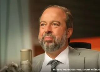 Não precisaremos do horário de verão neste ano, diz Alexandre Silveira