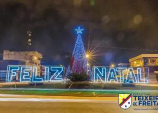 Natal Iluminado realizado pela Prefeitura Municipal de Teixeira de Freitas encanta população