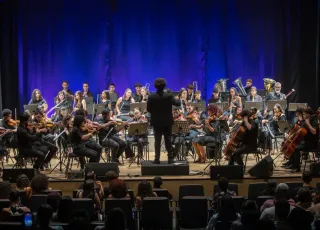 NEOJIBA comemora sete anos de atuação em Teixeira de Freitas com concertos no Teatro Escola