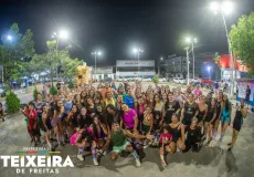 No ritmo da música: Dança na Praça movimenta espaço público em Teixeira de Freitas