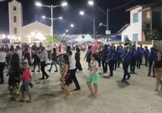 Nova Praça da Matriz é entregue em Cumuruxatiba junto com reforços para a saúde pública