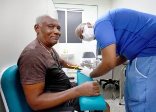 Novembro Azul: Governo do Estado oferta mais de 17 mil vagas para consultas e exames voltados à saúde masculina