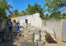 Obra de saneamento promete acabar com décadas de despejo de esgoto no mangue em Mucuri