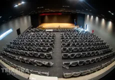 Obra do novo auditório da Escola Antônio Chicon Sobrinho avança para fase de acabamentos
