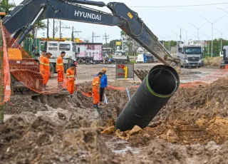 Obras de drenagem na BR-101 avançam e fortalecem infraestrutura urbana de Teixeira de Freitas