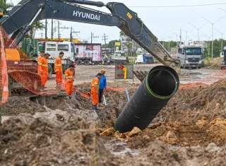 Obras de drenagem na BR-101 avançam e fortalecem infraestrutura urbana de Teixeira de Freitas