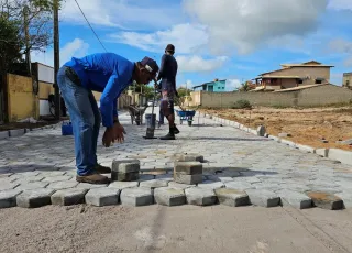 Obras de pavimentação está redefinindo a paisagem da beira-mar na zona norte de Mucuri