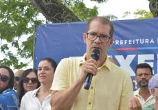 Ocorrência durante evento público gera acusações e anúncio de medidas judiciais em Teixeira de Freitas