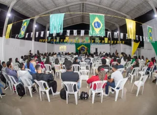 Oficina Conexão em Libras reúne público e reforça compromisso com a inclusão em Teixeira de Freitas