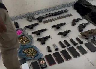 Oito criminosos mortos e um policial da Rondesp baleado em confronto com forças policias em Eunápolis