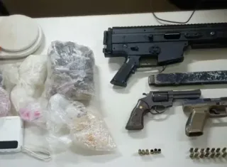 Operação do Bope termina com três mortos e apreensão de armas e drogas em Lauro de Freitas