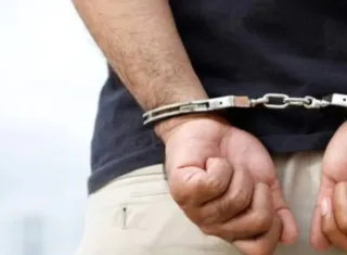 Operação em Itamaraju termina com prisão de suspeito foragido e mulher com histórico de tráfico