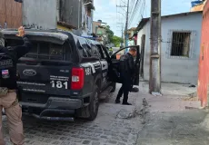 Operação Labirinto cumpre mandados e prende suspeito por tráfico em Porto Seguro