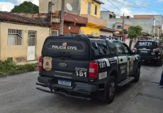 Operação Magnum: Polícia Civil cumpre prisões temporárias e realiza prisão flagrante por tráfico de drogas em Teixeira de Freitas